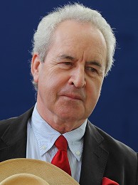 Poträttbild av John Banville