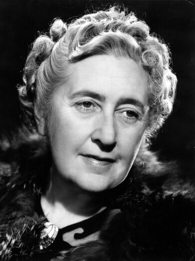 Poträttbild av Agatha Christie
